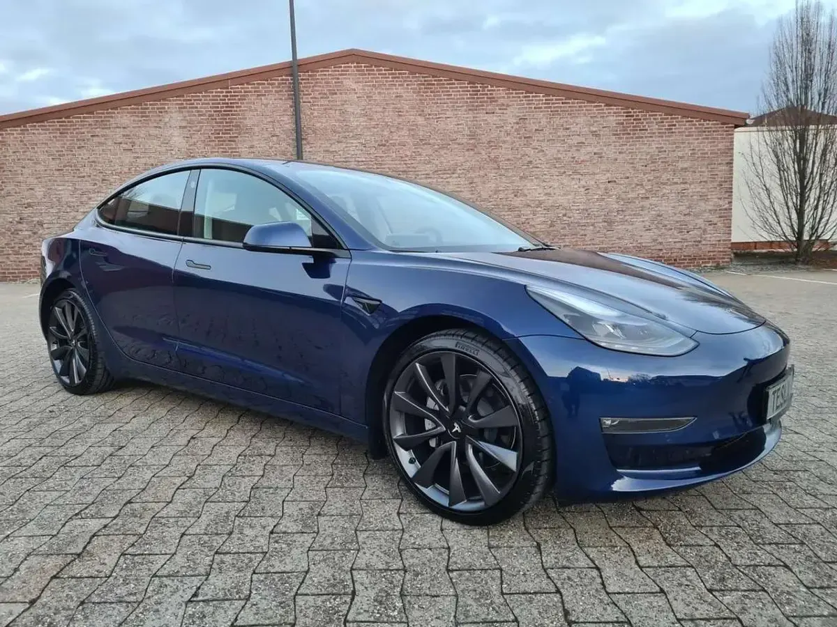 Occasion Tesla Model 3 Long Range AWD 366 kW (498 ch) 2022 Bleue Berline
