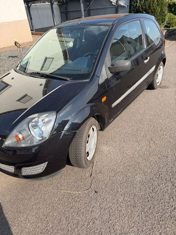 Gebraucht Ford Fiesta 70 PS (51 kW) 2006 Schwarz Kleinwagen