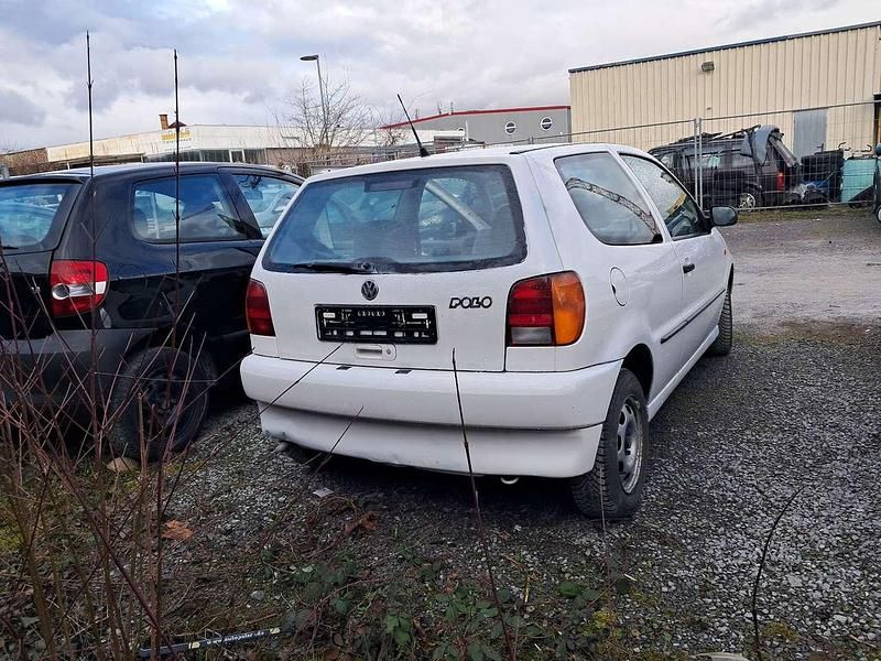 Gebraucht VW Polo 60 PS (44 kW) 1998 Other Limousine