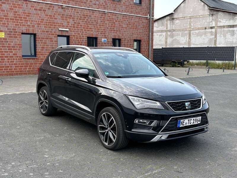 Schwarz Gebraucht 2017 Seat Ateca 4Drive SUV | 21.750 € (Fairer Preis) - Bild 1/4