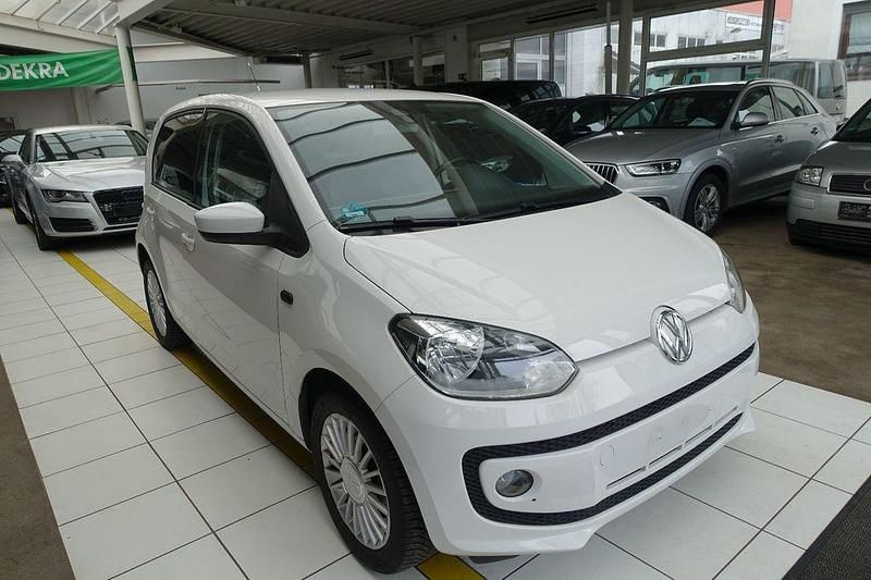Gebraucht VW up! high up! 75 PS (55 kW) 2013 Weiß Kleinwagen