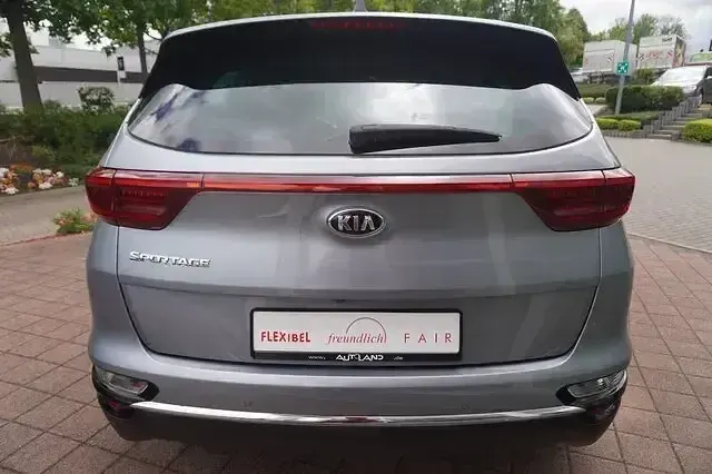 Gebraucht Kia Sportage DREAM-TEAM Edition 132 PS (97 kW) 2020 Silber SUV