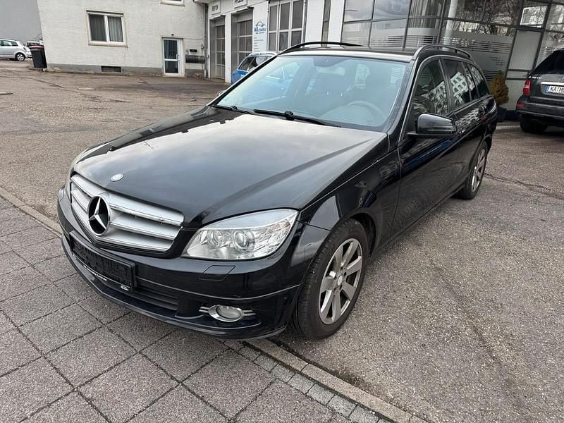 Gebraucht Mercedes C200 Classic 136 PS (100 kW) 2009 Schwarz Kombi