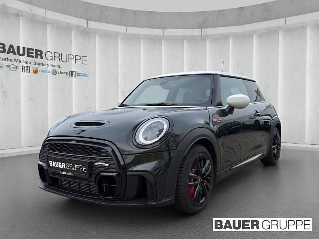 Gebraucht Mini John Cooper Works 231 PS (169 kW) 2023 Dunkelgruen Kleinwagen