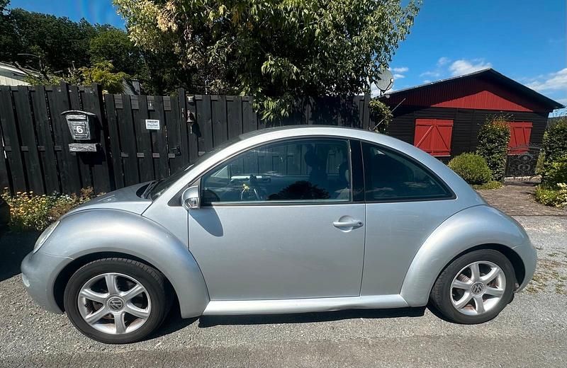 Silber Gebraucht 2004 VW Beetle Kleinwagen | 980 € (Superpreis) - Bild 1/4
