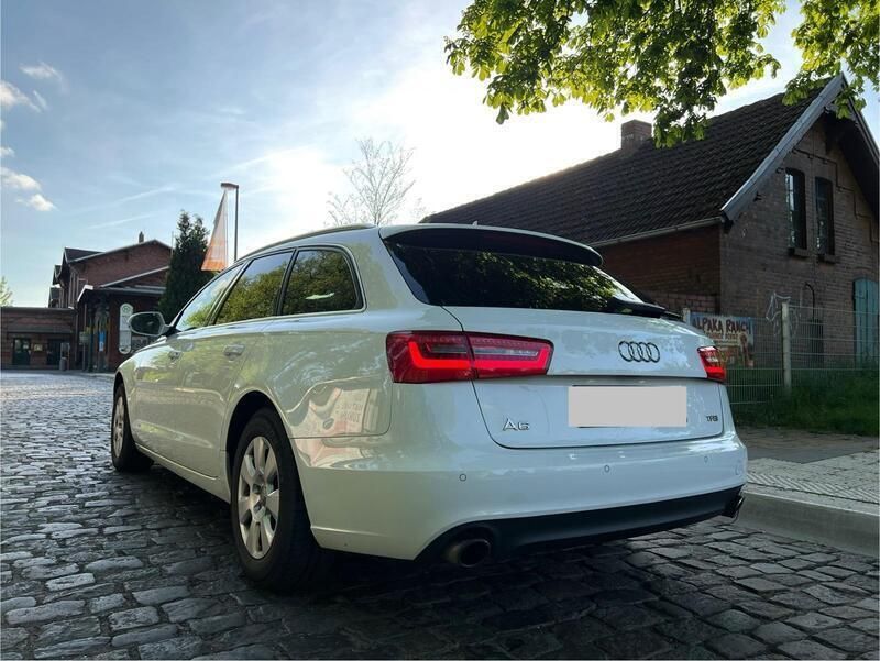 Weiß Gebraucht 2013 Audi A6 Kombi | 14.400 € (Etwas zu teuer) - Bild 1/4