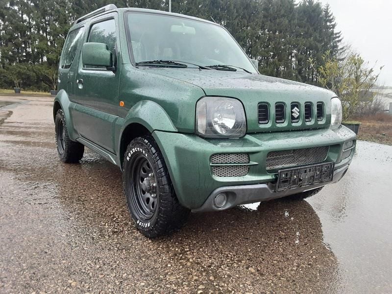 Gebraucht Suzuki Jimny 87 PS (63 kW) 2009 Grün SUV
