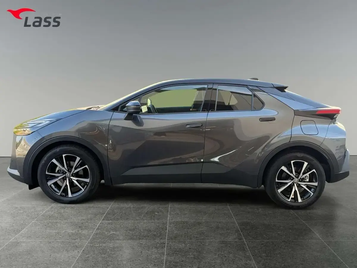 Gebraucht Toyota C-HR 140 PS (102 kW) 2025 Grau SUV