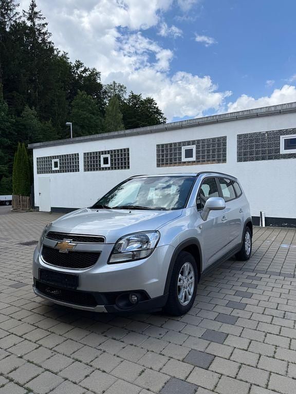 Silber Gebraucht 2012 Chevrolet Orlando Van / Kleinbus | 2.500 € (Superpreis) - Bild 1/4