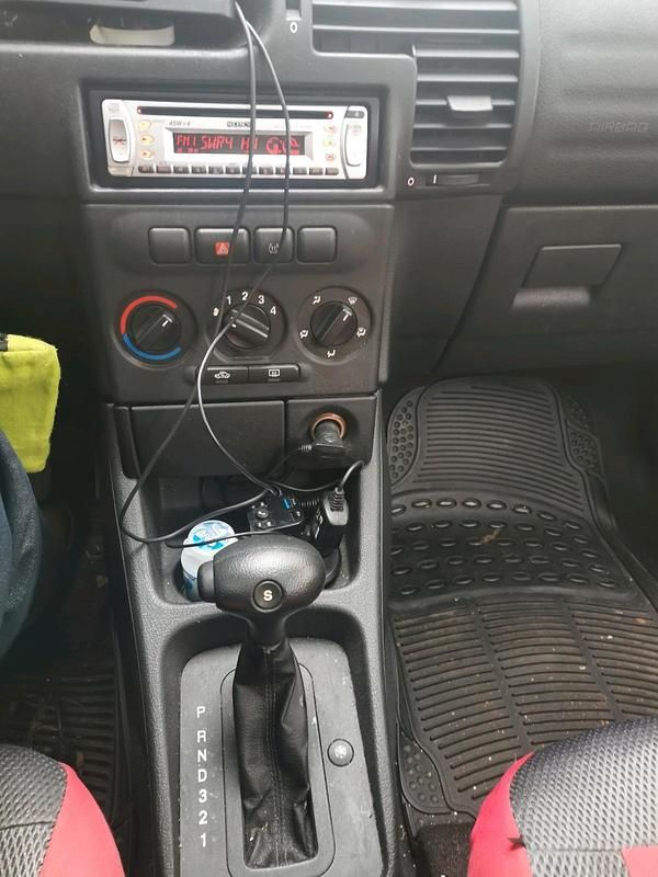 Gebraucht Opel Zafira 125 PS (91 kW) 2000 Van / Kleinbus