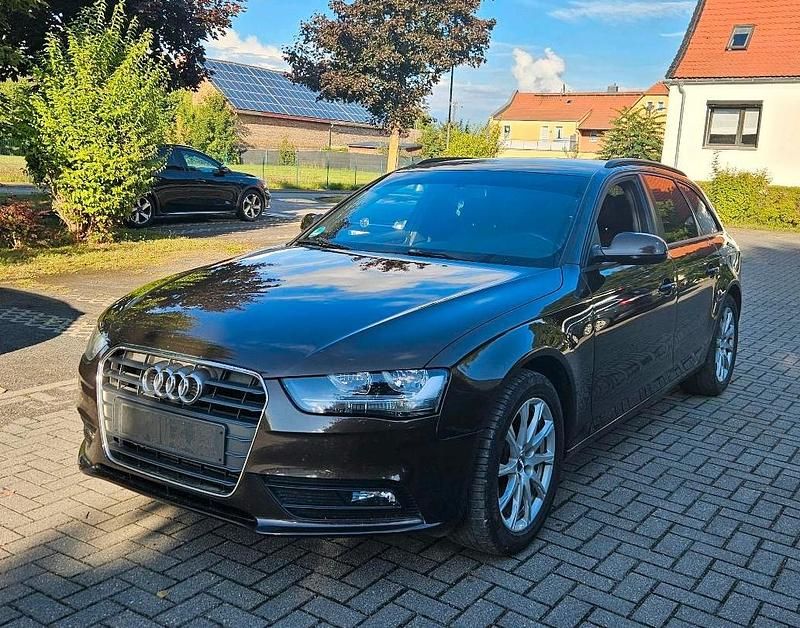 Braun Gebraucht 2014 Audi A4 Kombi | 10.500 € (Guter Preis) - Bild 1/4