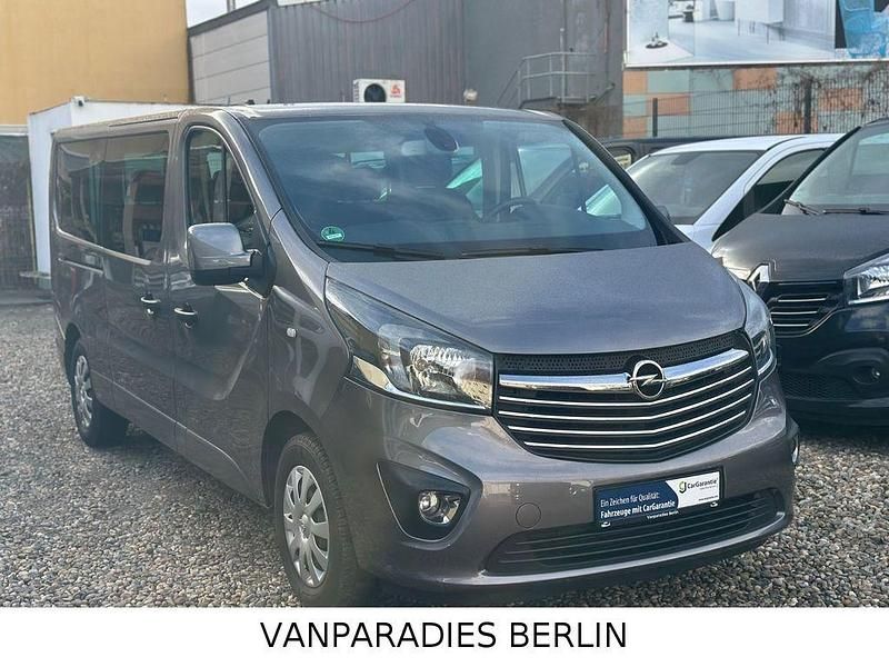 Gebraucht Opel Vivaro 125 PS (91 kW) 2016 Grau Van / Kleinbus