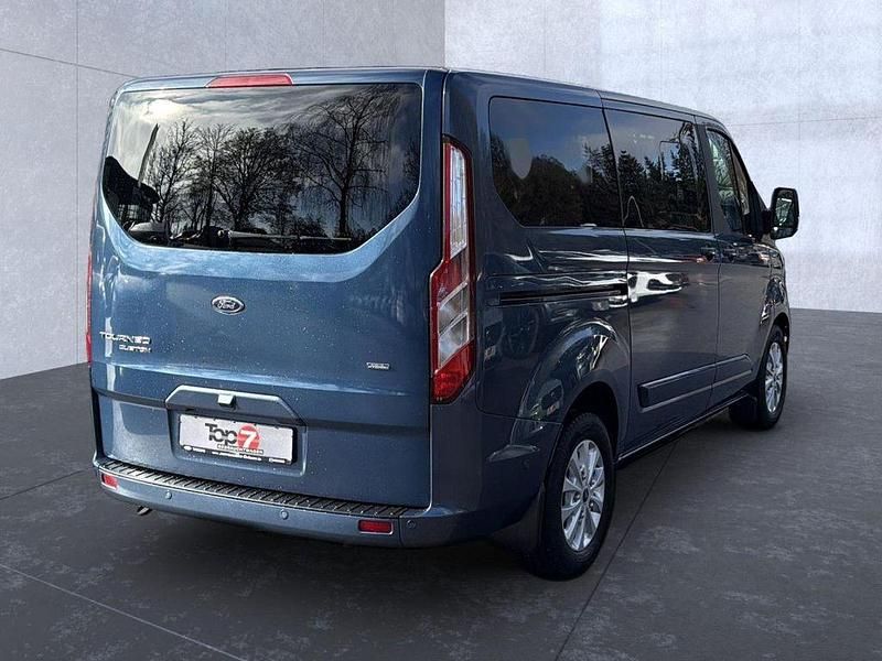 Gebraucht Ford Tourneo Titanium 125 PS (91 kW) 2020 Blau Kombi