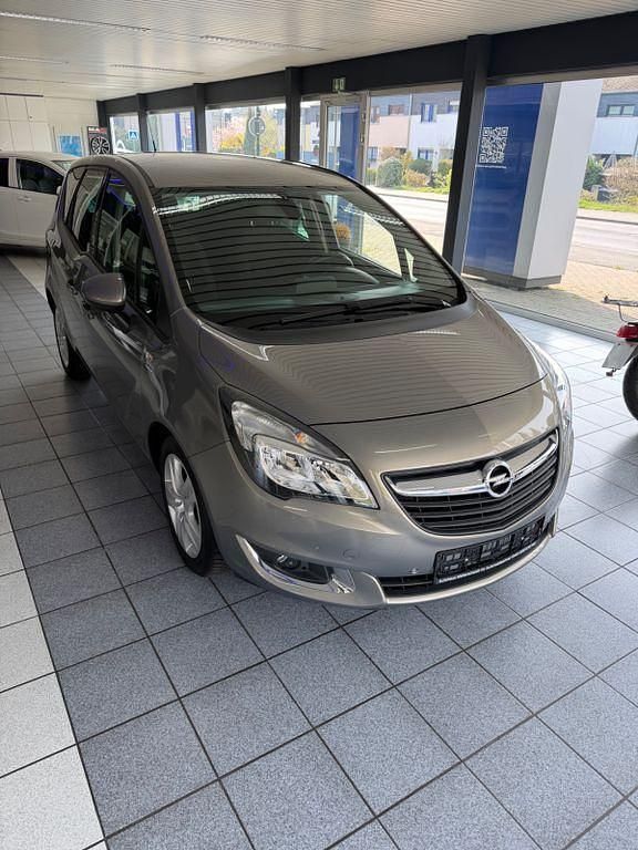 Gebraucht Opel Meriva drive 140 PS (102 kW) 2016 Braun Van / Kleinbus