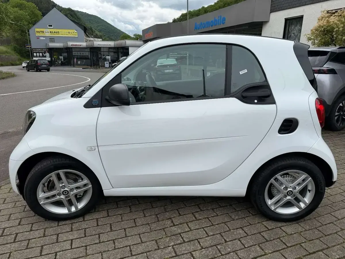 Usata Smart ForTwo Coupé 60 kW (82 CV) 2022 Bianco Coupé
