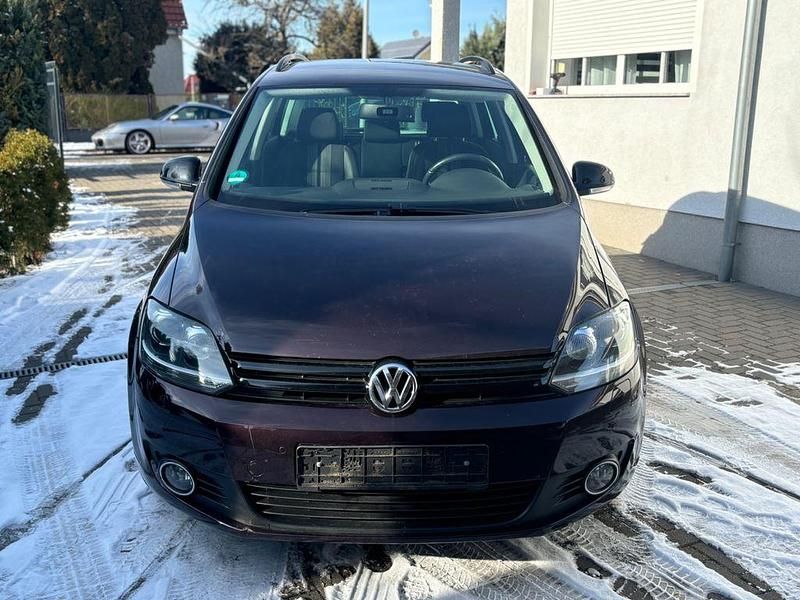 Gebraucht VW Golf VII Match 122 PS (89 kW) 2013 Rot Limousine