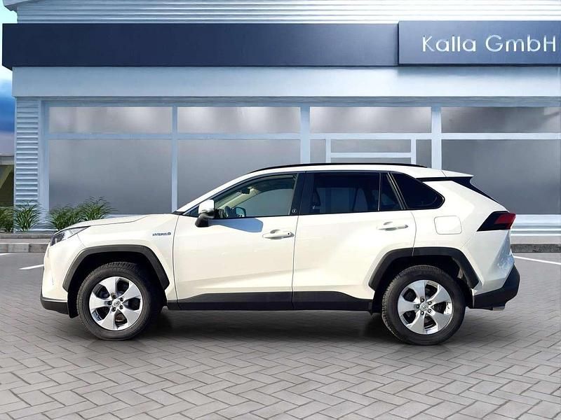 Gebraucht Toyota RAV4 Hybrid Plus 222 PS (163 kW) 2020 Novaweiß perleffekt SUV
