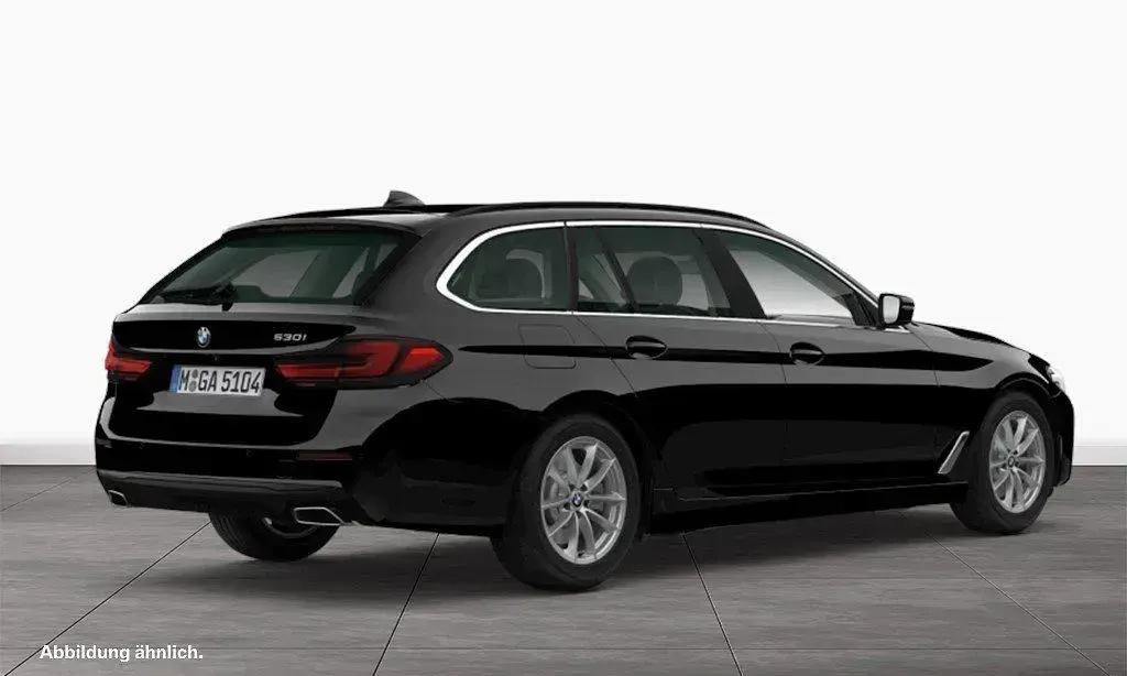 Używany BMW 530 245 KM (180 kW) 2022 Czarny Sedan/Limuzyna