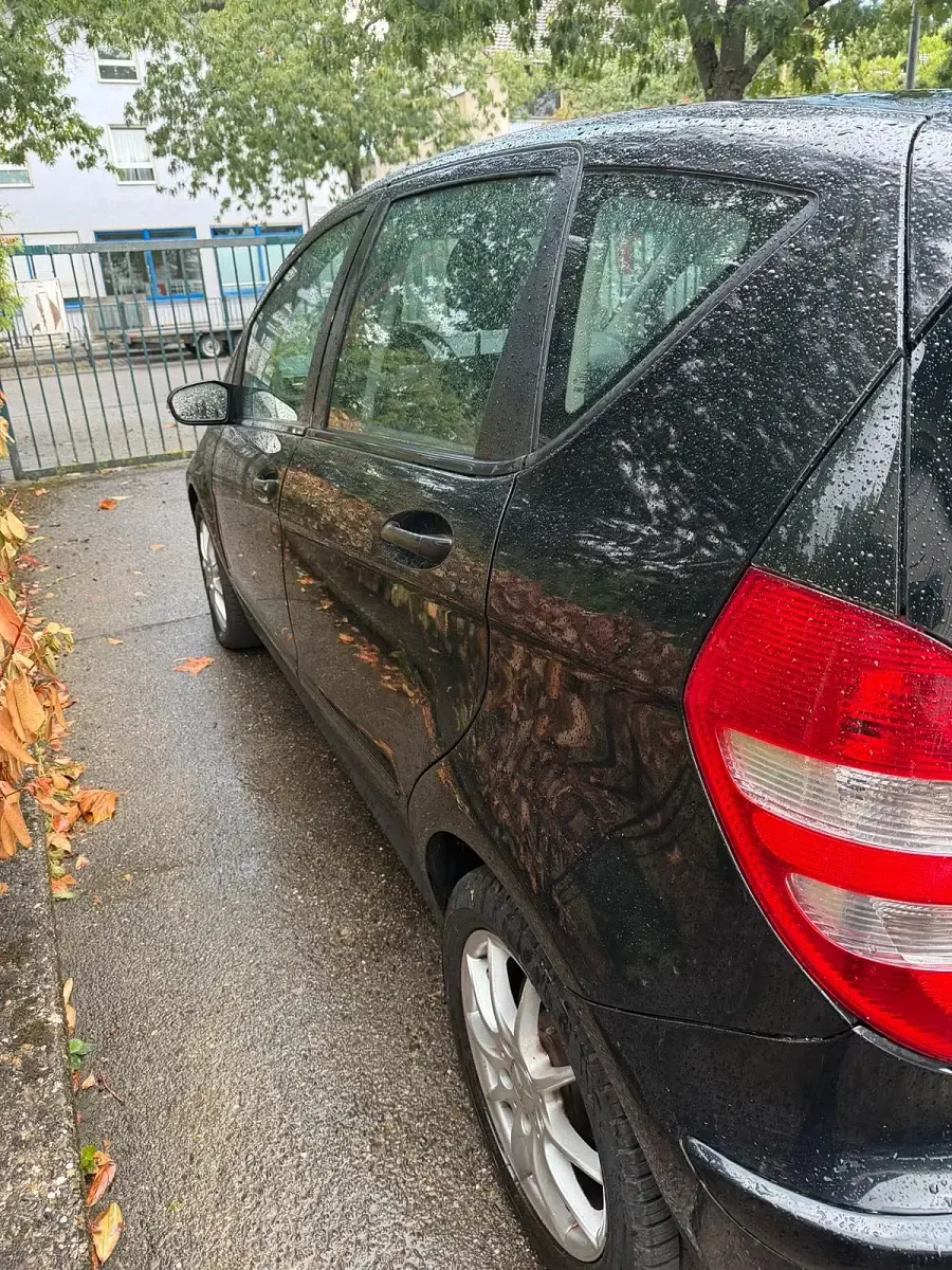 Gebraucht Mercedes A150 95 PS (69 kW) 2007 Schwarz Kleinwagen