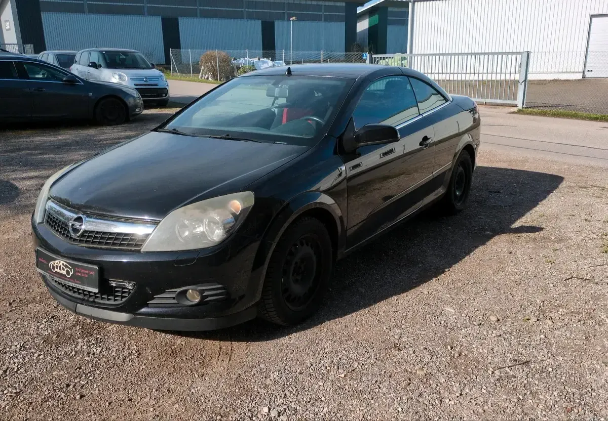 Gebraucht Opel Astra 140 PS (102 kW) 2006 Schwarz Cabrio