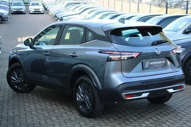 Gebraucht Nissan Qashqai Acenta 158 PS (116 kW) 2025 Grau SUV