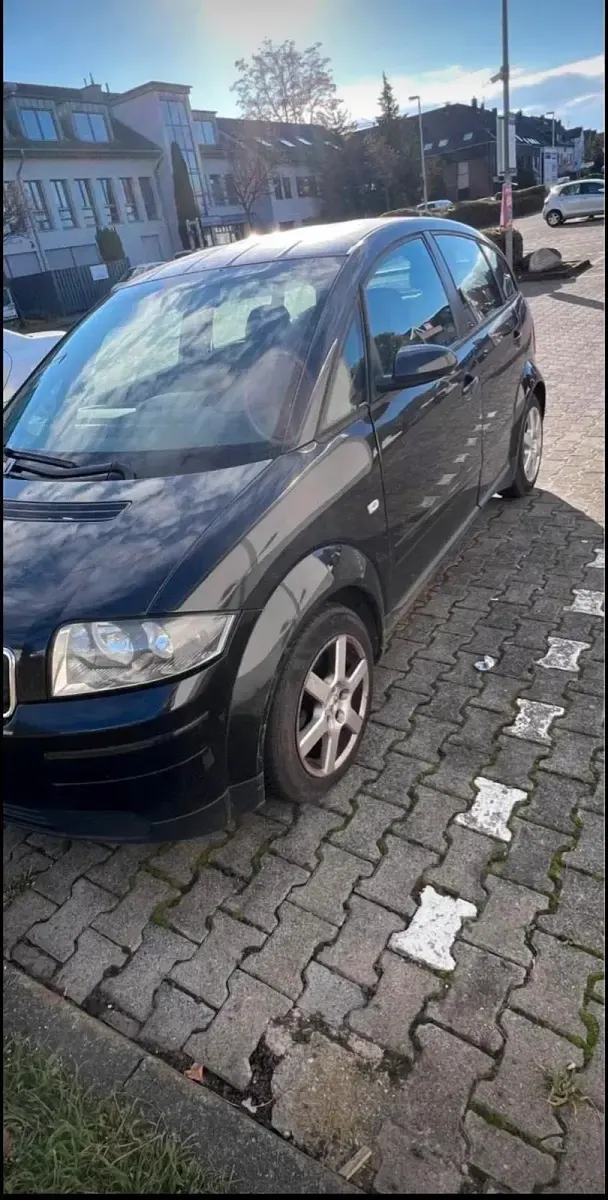 Gebraucht Audi A2 70 PS (51 kW) 2005 Schwarz Kleinwagen