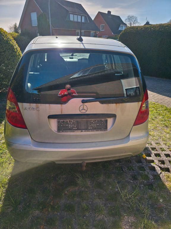 Gebraucht Mercedes A160 95 PS (69 kW) 2009 Silber Limousine