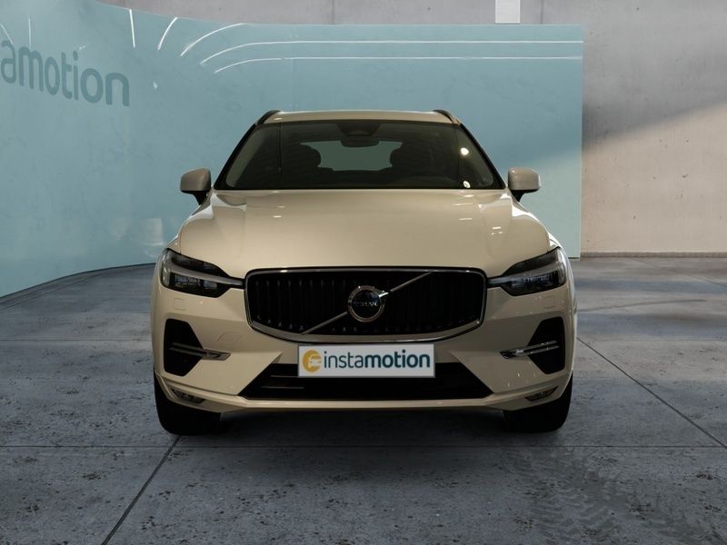 Gebraucht Volvo XC60 197 PS (144 kW) 2023 Weiß SUV