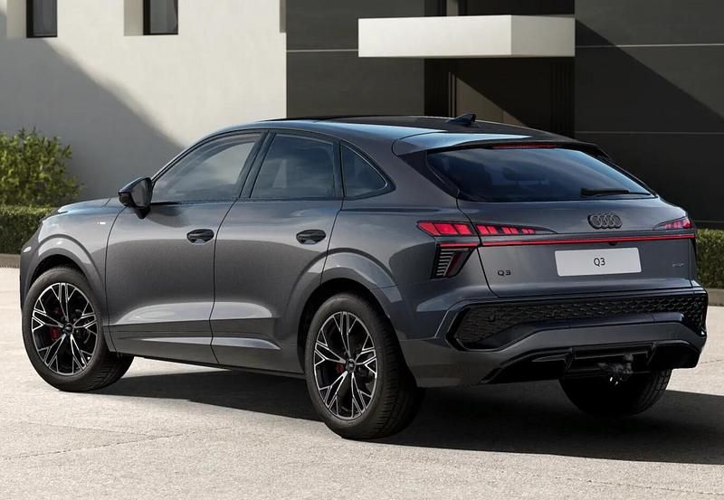 Neu Audi Q3 Sportback Ambiente 265 PS (194 kW) 2026 Daytonagrau perleffekt SUV