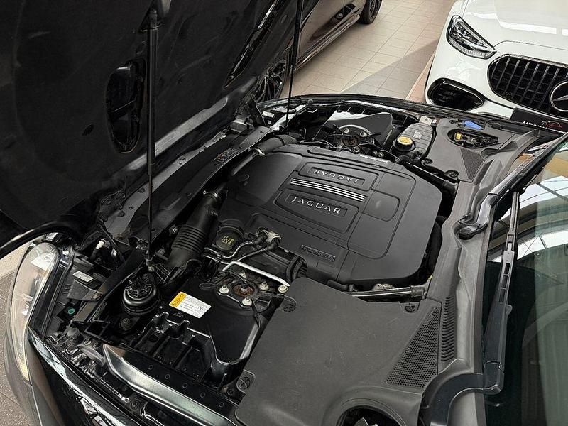 Gebraucht Jaguar XKR 510 PS (375 kW) 2013 Schwarz Cabrio