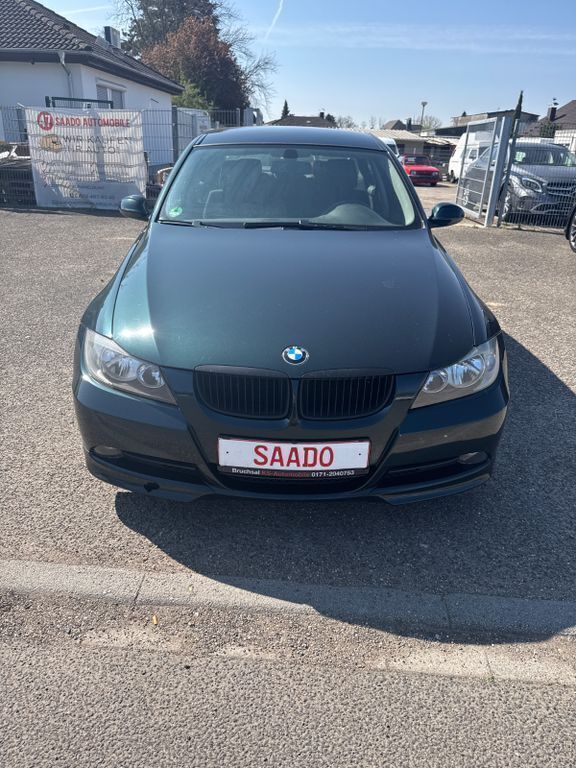 Grün Gebraucht 2005 BMW 325 Limousine | 3.999 € (Guter Preis) - Bild 1/4