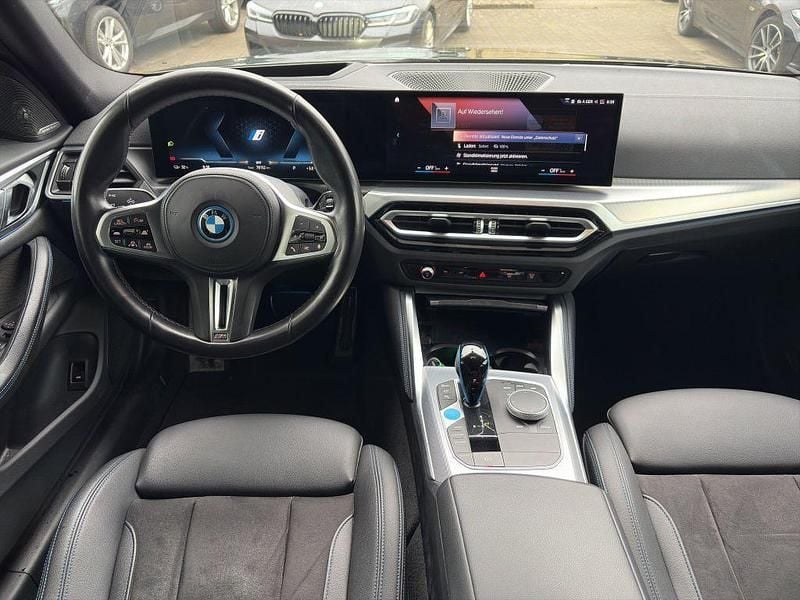 Gebraucht BMW i4 Performance 400 kW (544 PS) 2023 Sanremo green metallic Limousine