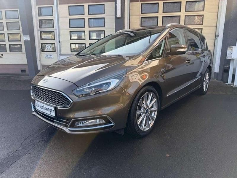 Gebraucht Ford S-MAX Vignale 209 PS (153 kW) 2017 Braun Van / Kleinbus