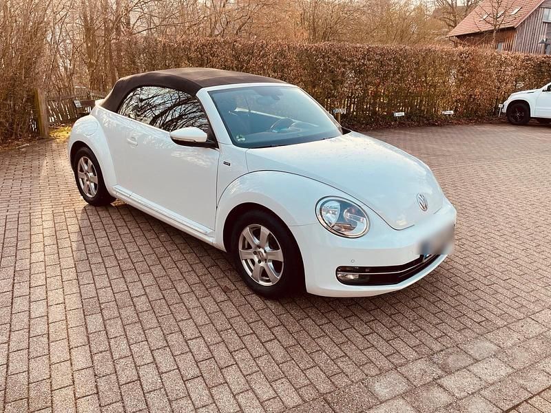 Gebraucht VW Beetle Allstar 104 PS (76 kW) 2016 Weiß Kleinwagen