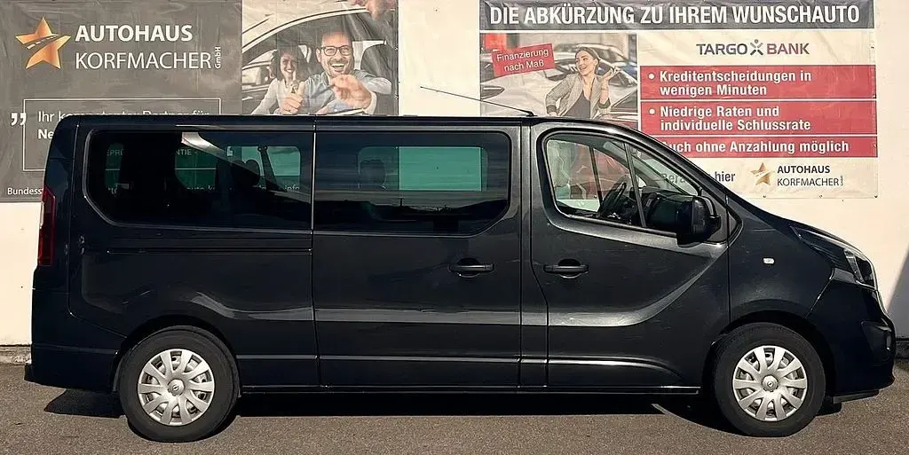 Brugt Opel Vivaro S 125 HK (91 kW) 2017 Sort MPV