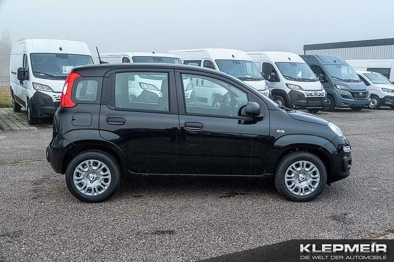 Ny Fiat Panda 69 HK (50 kW) 2025 Sort Sedan