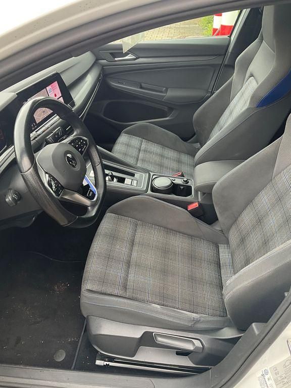 Gebraucht VW Golf VIII GTE 150 PS (110 kW) 2020 Weiß Limousine