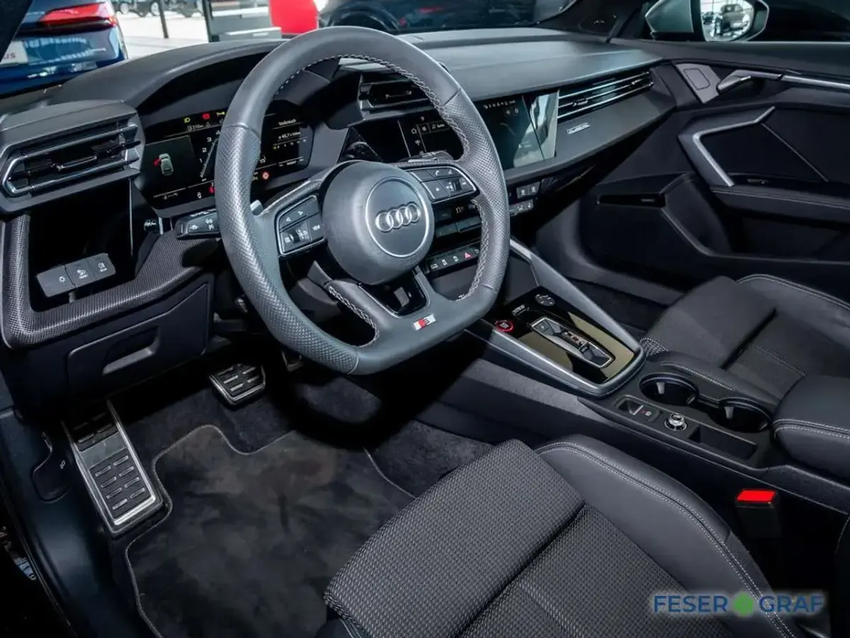 Gebraucht Audi S3 Ambiente 333 PS (244 kW) 2025 Mythosschwarz metallic Limousine