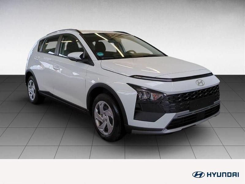 Gebraucht Hyundai Bayon Select 101 PS (74 kW) 2025 Sol (weiss SUV