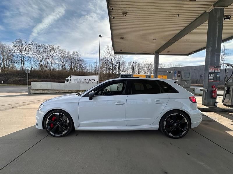 Gebraucht Audi RS3 Performance 440 PS (323 kW) 2019 Weiß Limousine