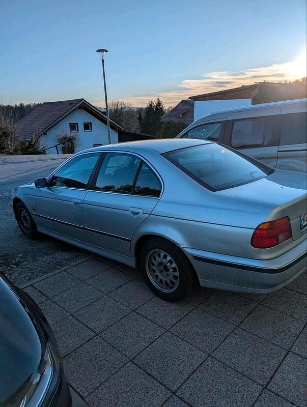 Gebraucht BMW 520 150 PS (110 kW) 2000 Limousine