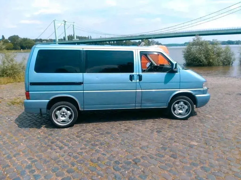 Używany VW T4 102 KM (75 kW) 1999 Niebieski Van