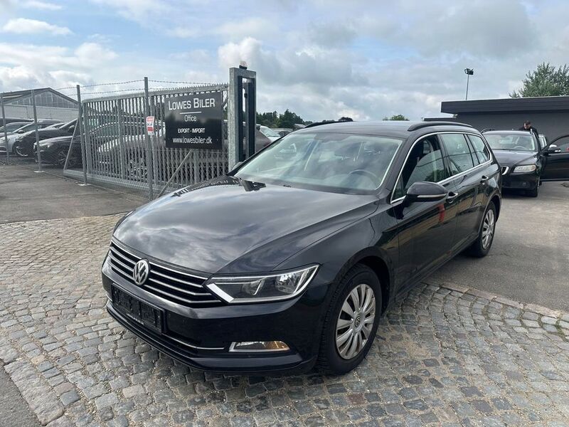Schwarz Gebraucht 2016 VW Passat Comfortline Kombi | 7.300 € (Teuer) - Bild 1/4