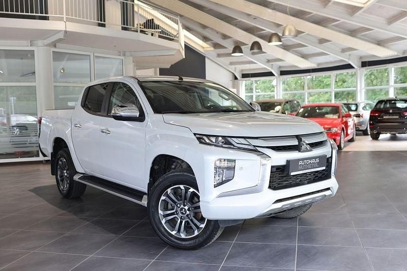 Weiß Gebraucht 2021 Mitsubishi L200 Top Abholung | 28.980 € (Fairer Preis) - Bild 1/4