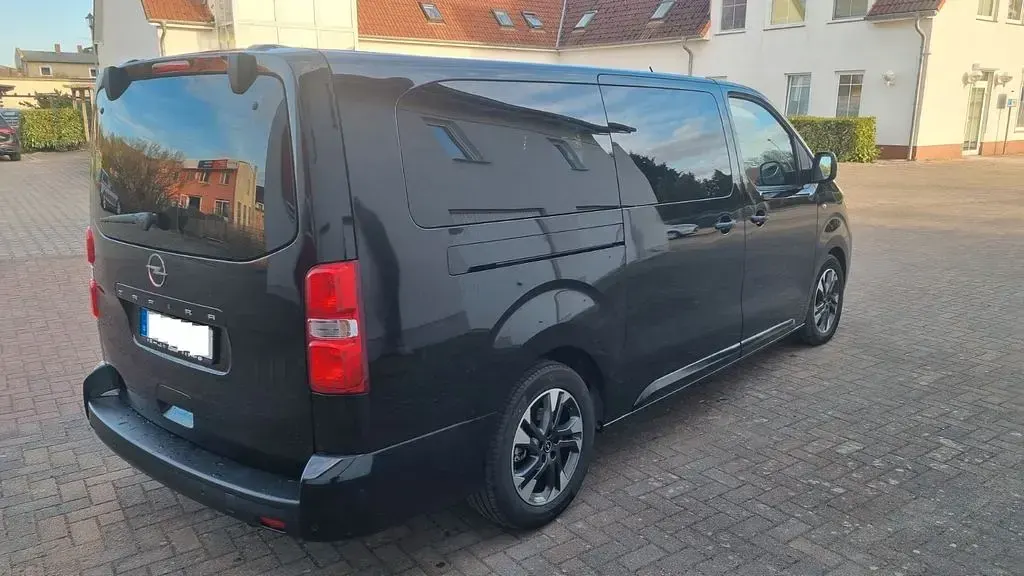 Gebraucht Opel Zafira Life 177 PS (130 kW) 2025 Schwarz Van / Kleinbus