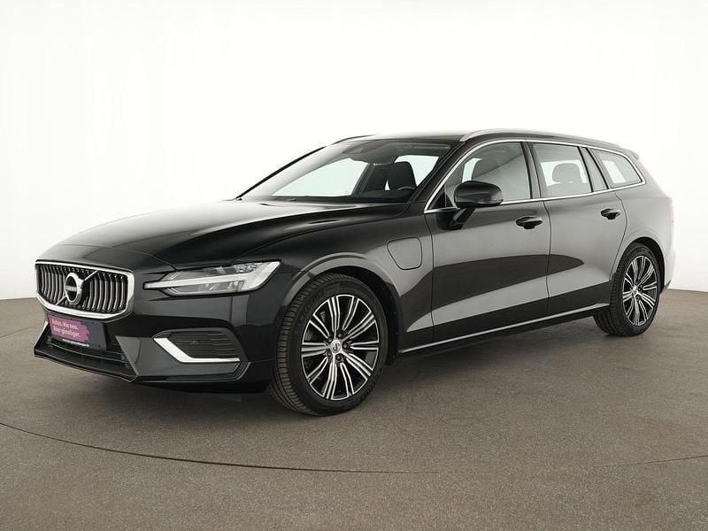 Schwarz Gebraucht 2021 Volvo V60 Inscription Kombi | 28.133 € (Superpreis) - Bild 1/4