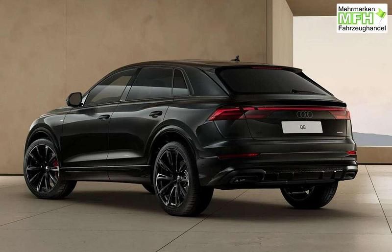 Neu Audi Q8 S-Line 286 PS (210 kW) 2025 Mythosschwarz metallic SUV