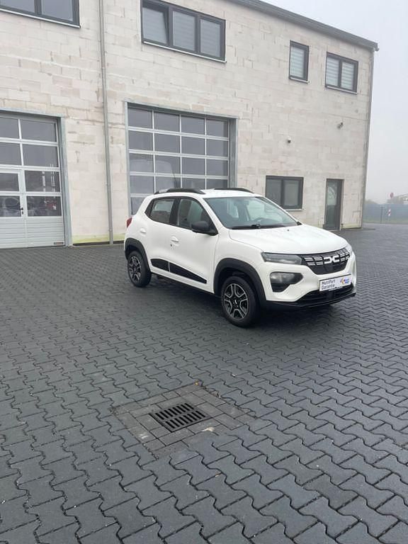 Gebraucht Dacia Spring Essentiel 33 kW (45 PS) 2023 Weiß Kleinwagen