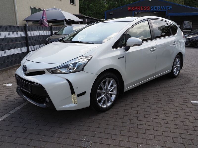 Weiß Gebraucht 2019 Toyota Prius+ Executive Van / Kleinbus | 16.090 € (Superpreis) - Bild 1/4