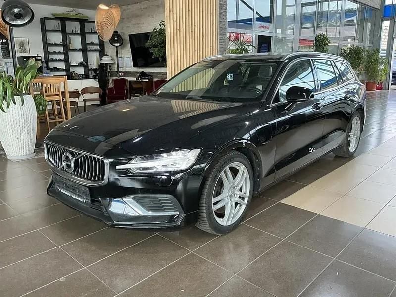 Schwarz Gebraucht 2021 Volvo V60 Inscription Kombi | 26.900 € (Superpreis) - Bild 1/4